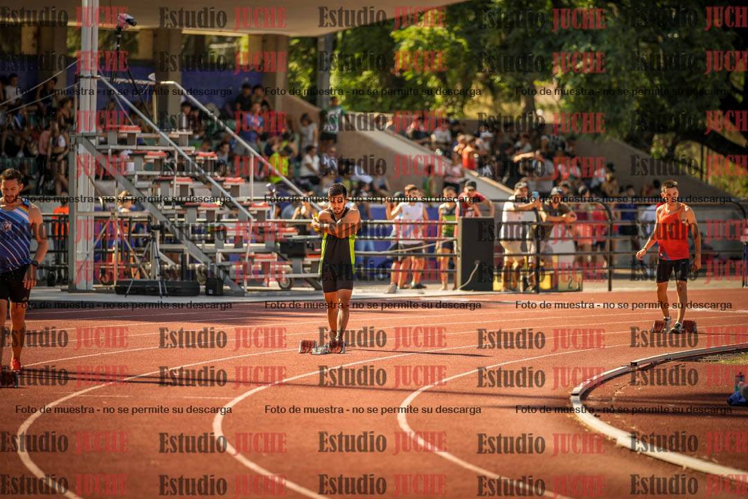 Fotos de los 400 m llanos de varones