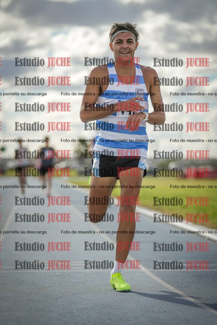 Fotos de los 5000 m llanos de varones