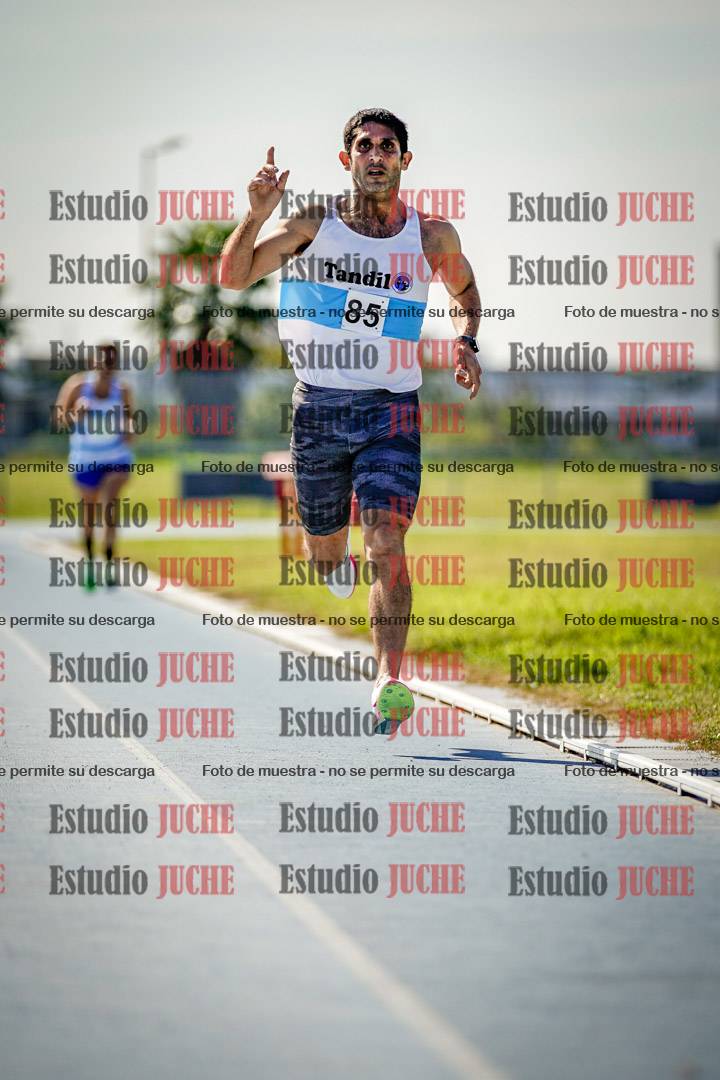 Fotos de los 3000 m llanos de varones
