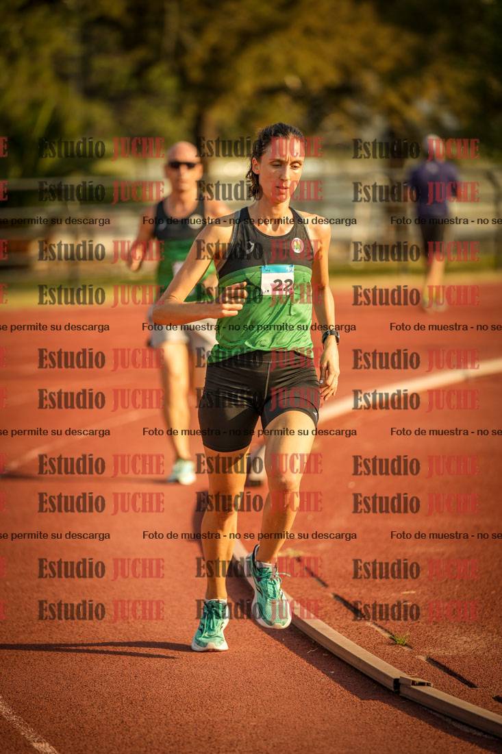 Fotos de los 5000 m llanos de mujeres y varones
