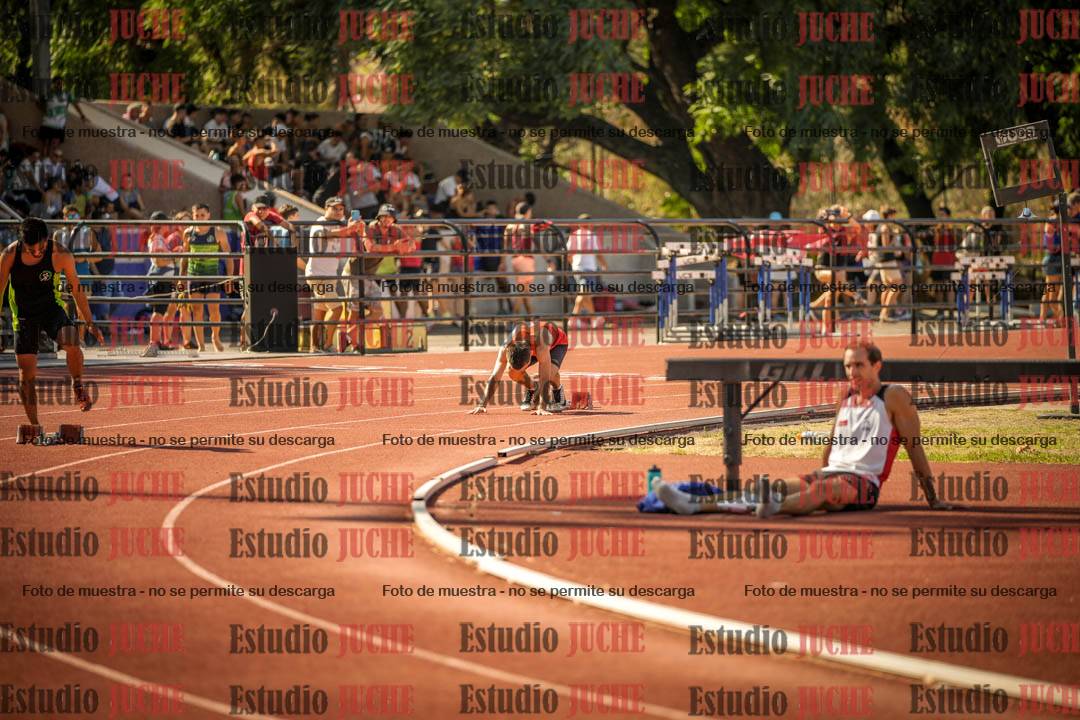 Fotos de los 400 m llanos de varones