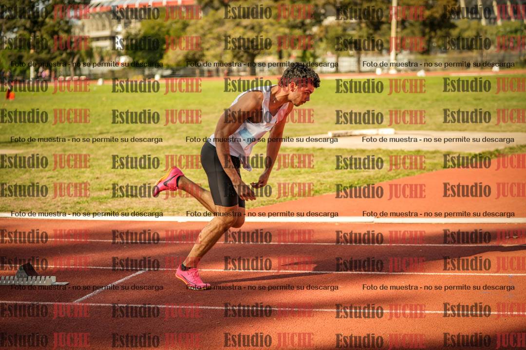 Fotos de los 400 m llanos de varones