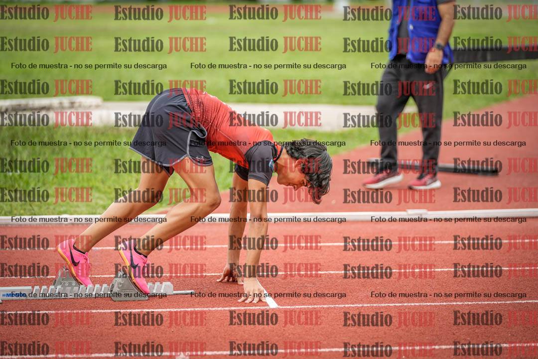 Fotos de los 400 m llanos de varones