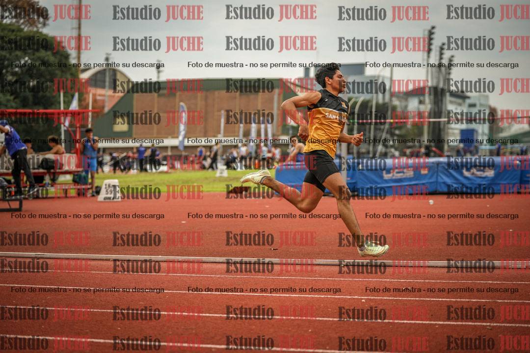 Fotos de los 400 m llanos de varones - FINAL