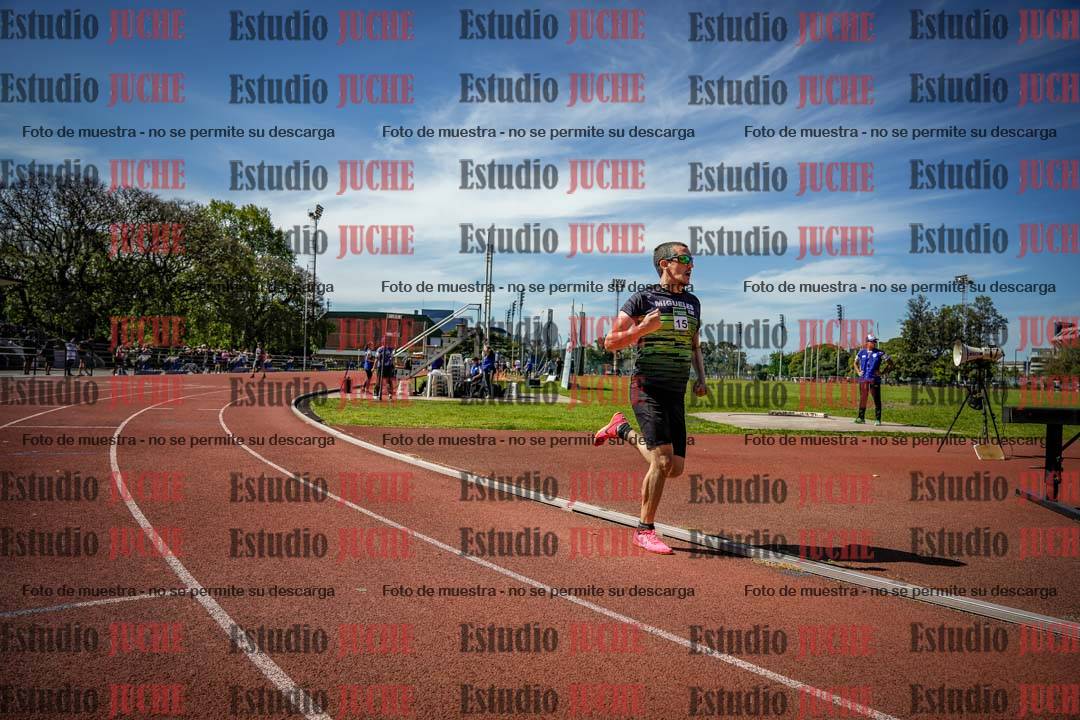 Fotos de los 800 m llanos de varones