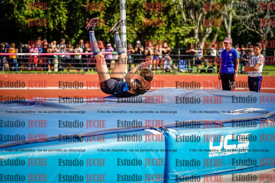 Fotos del salto en alto de mujeres