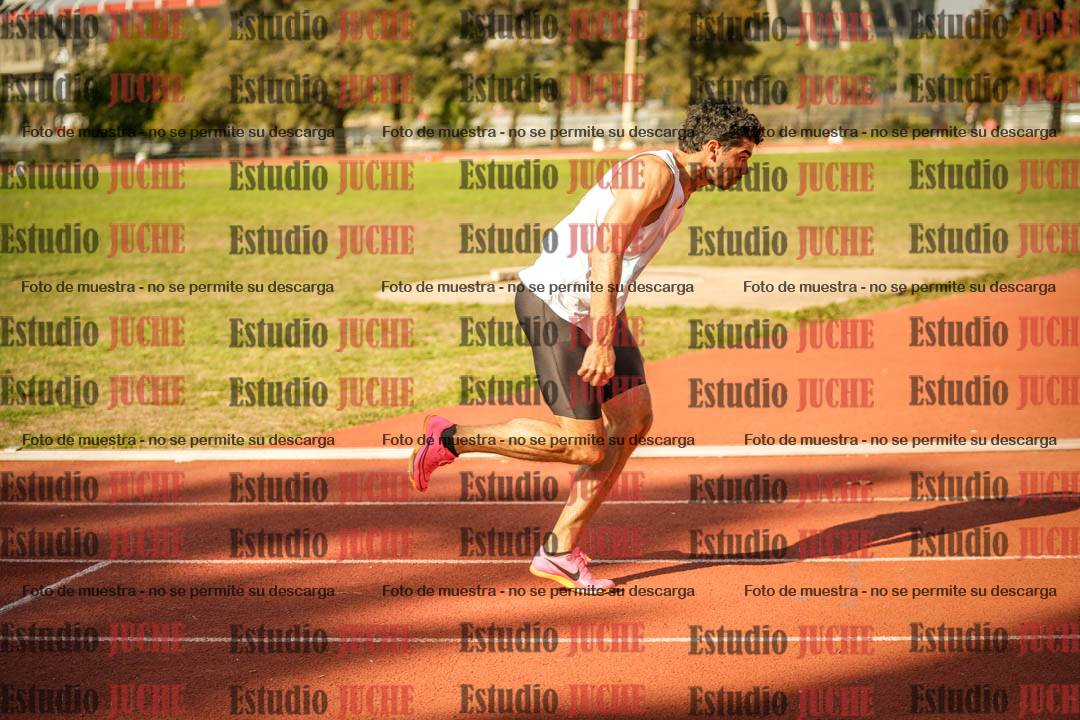Fotos de los 400 m llanos de varones