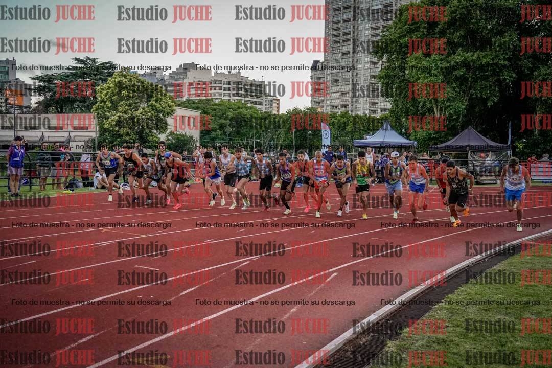 Fotos de los 1500 m llanos de varones