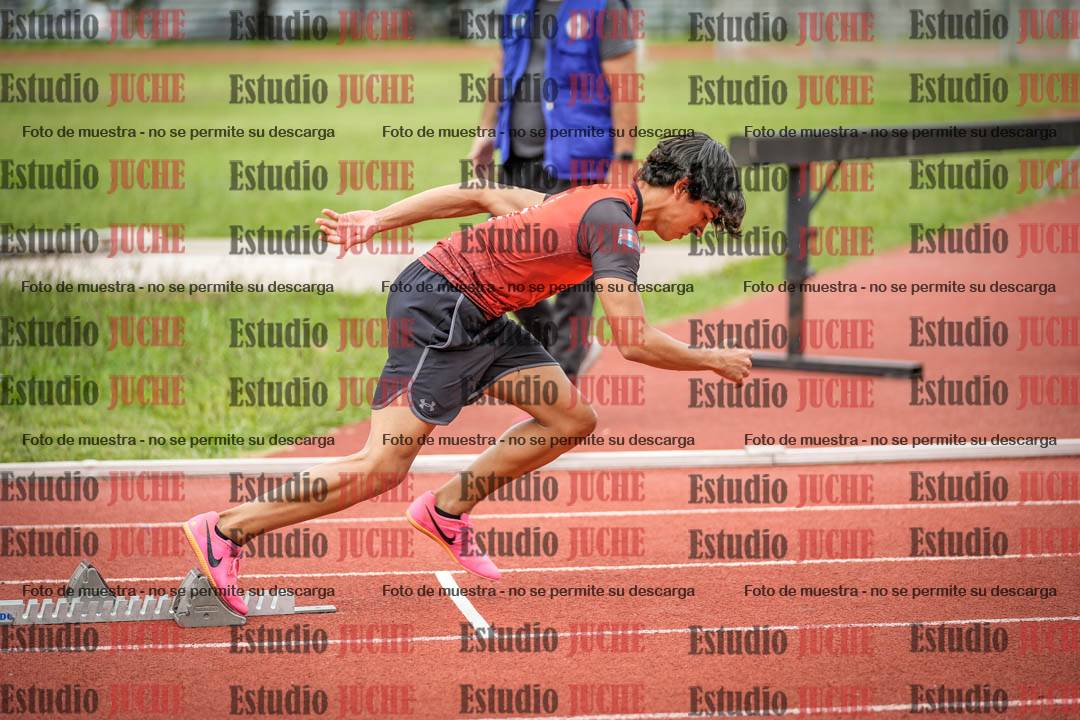 Fotos de los 400 m llanos de varones