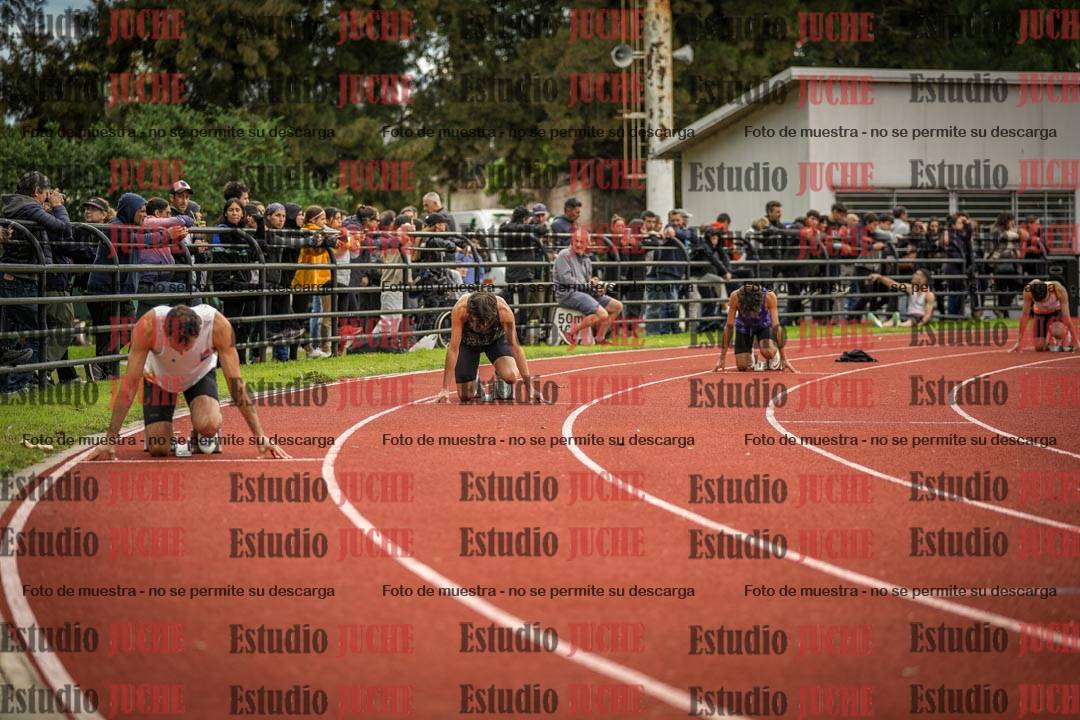 Fotos de los 400 m llanos de varones