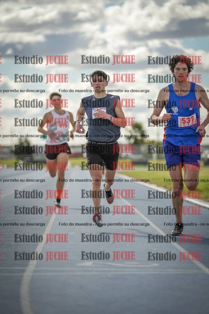 Fotos de los 5000 m llanos de varones