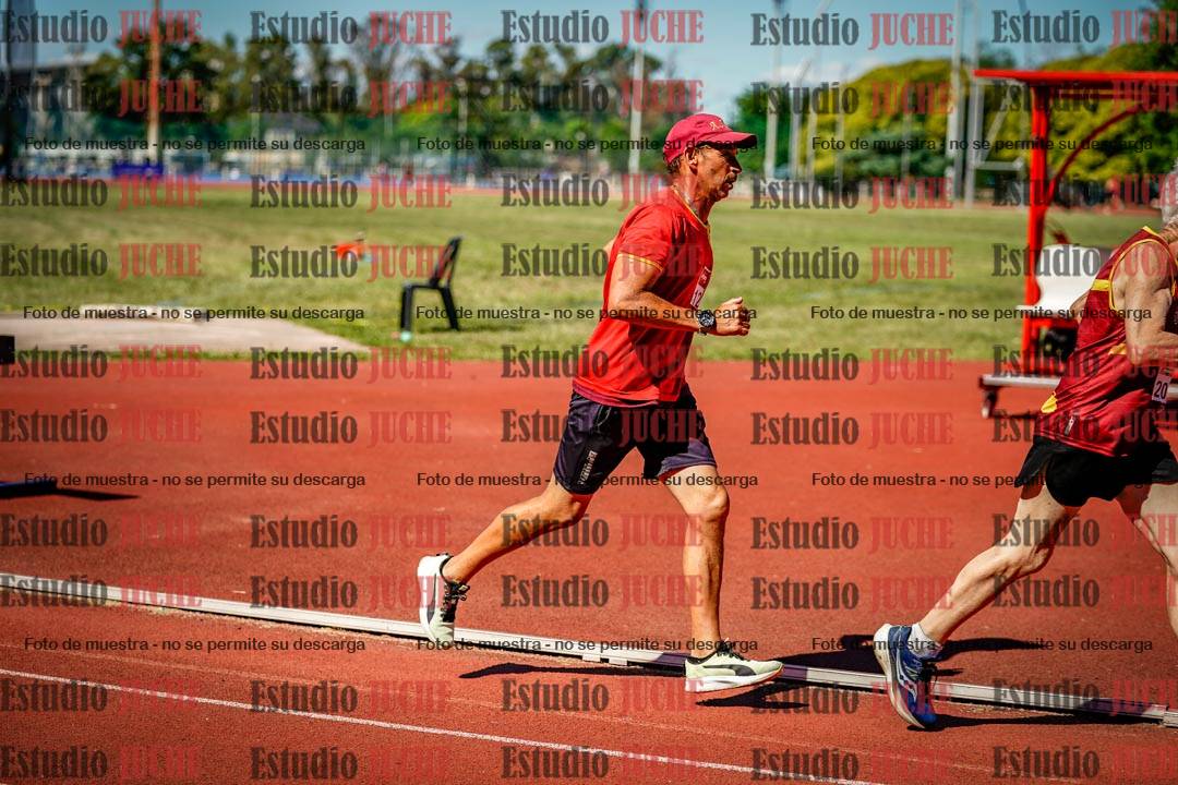 Fotos de los 800 m llanos de varones