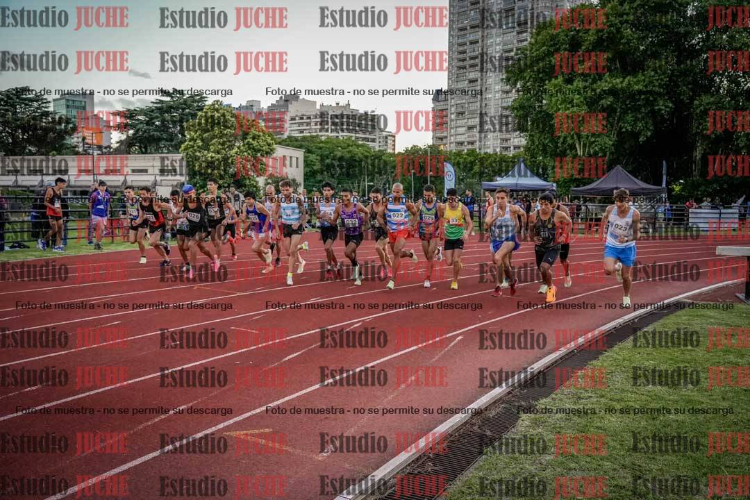 Fotos de los 1500 m llanos de varones