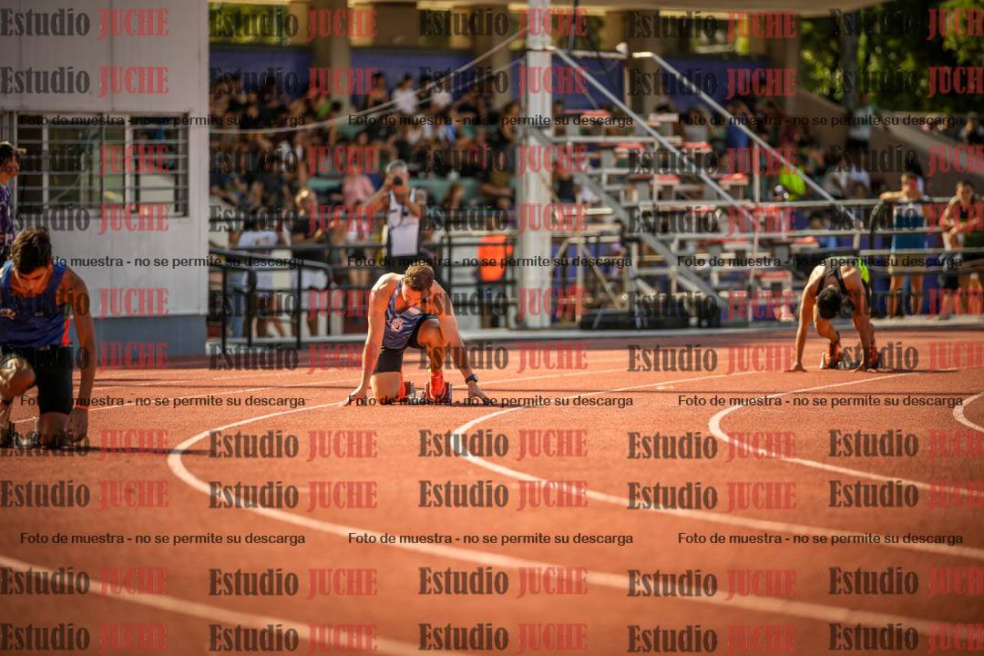 Fotos de los 400 m llanos de varones