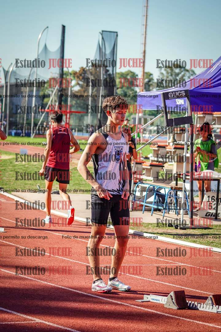 Fotos de los 400 m llanos de varones