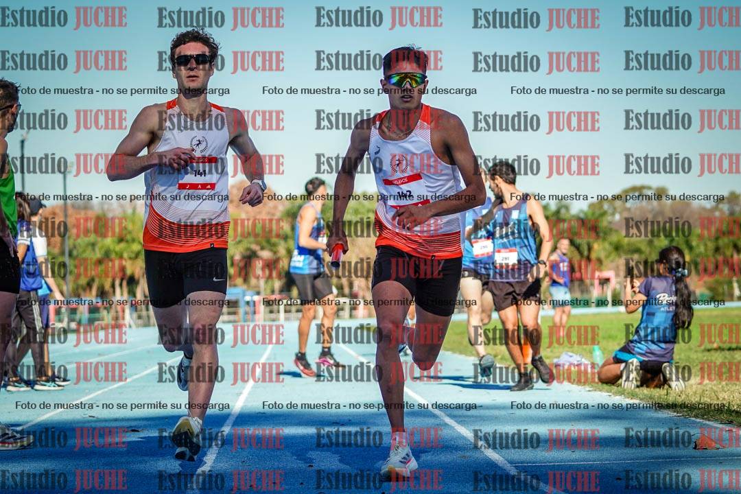 Fotos durante los relevos