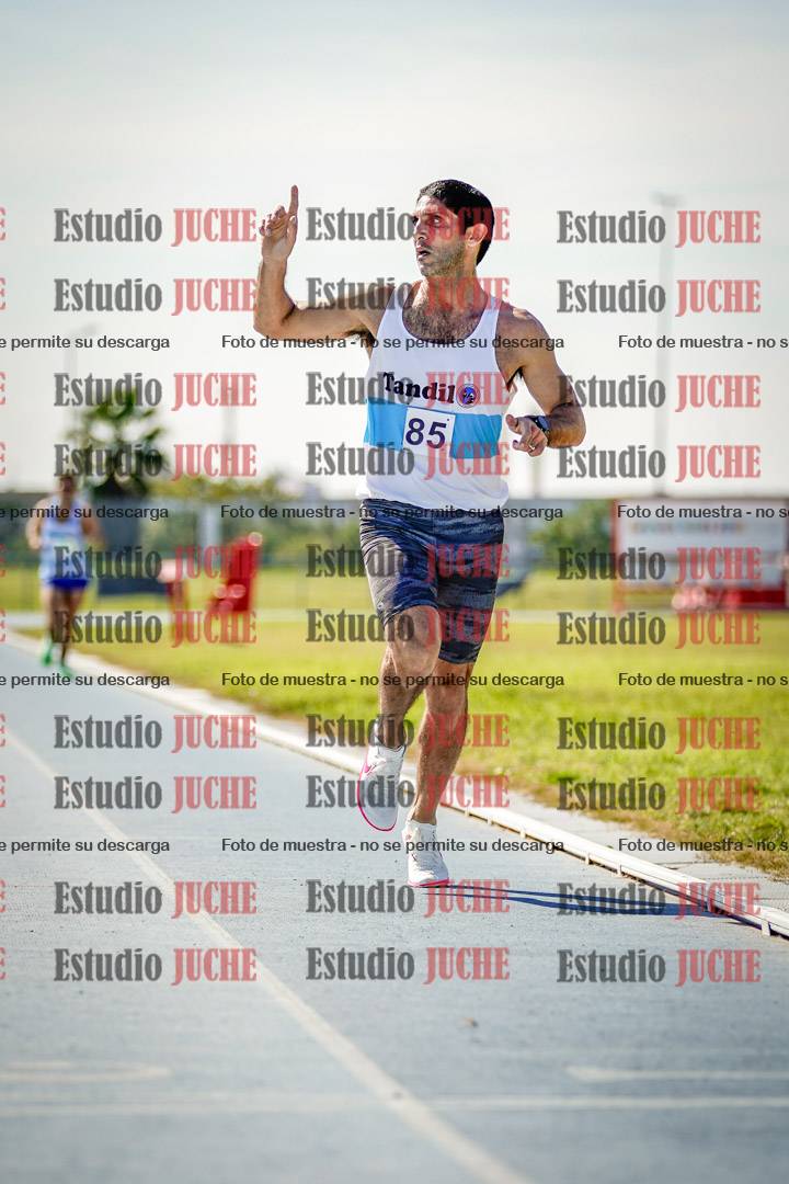 Fotos de los 3000 m llanos de varones
