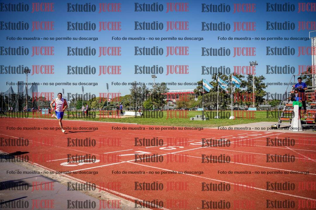 Fotos de los 400 m llanos de varones