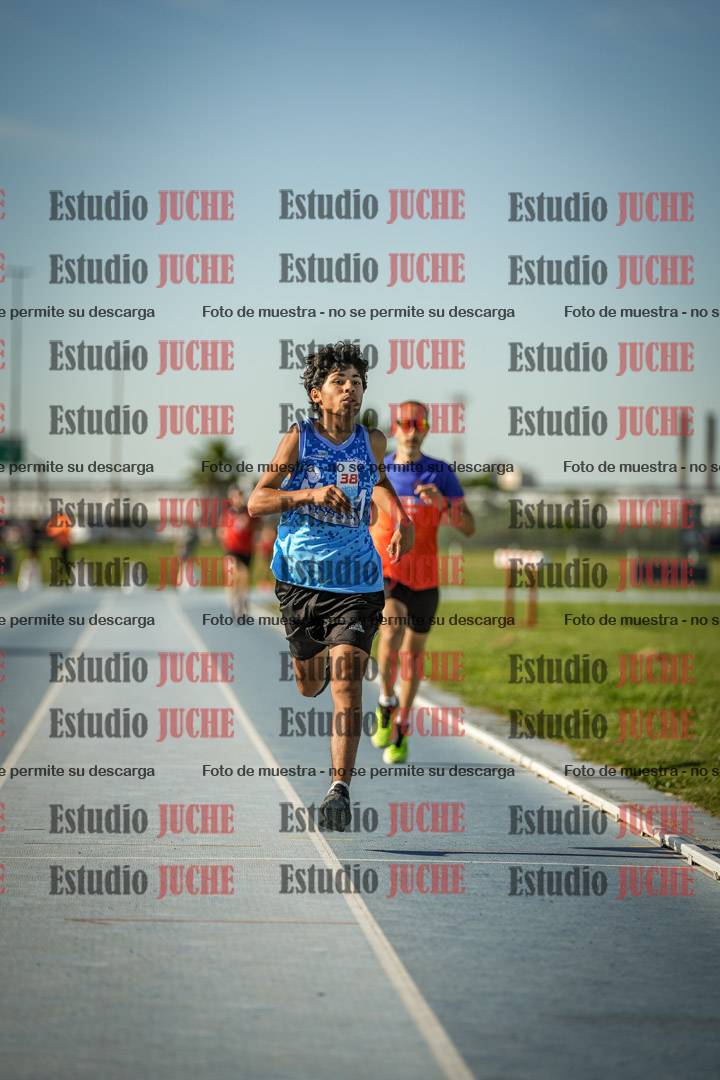 Fotos de los 1500 m llanos de varones