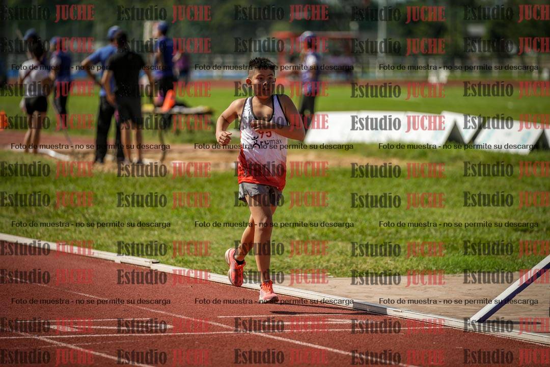 Fotos de los 1000 m llanos de varones
