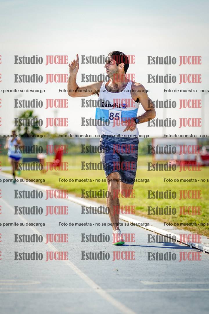 Fotos de los 3000 m llanos de varones