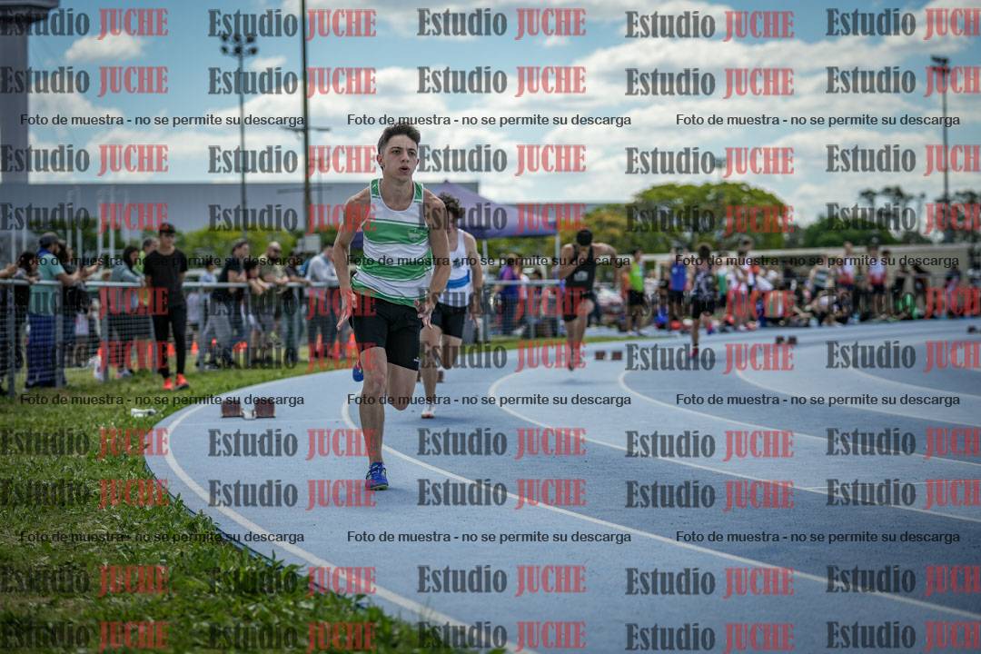 Fotos de los 400 m llanos de varones