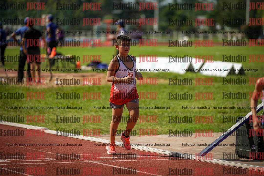 Fotos de los 1000 m llanos de varones