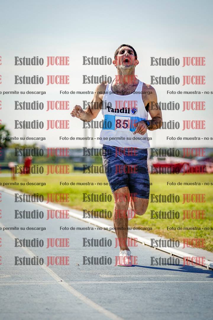 Fotos de los 3000 m llanos de varones