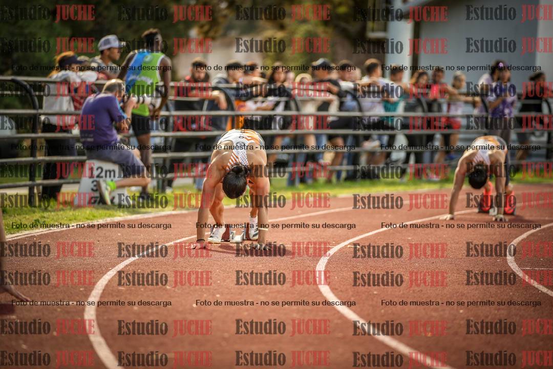 Fotos de los 400 m llanos de varones