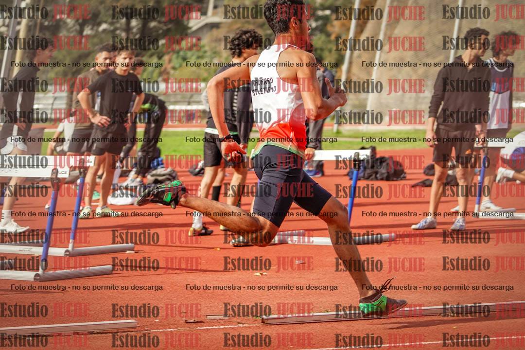 Fotos de los 400 m llanos de varones