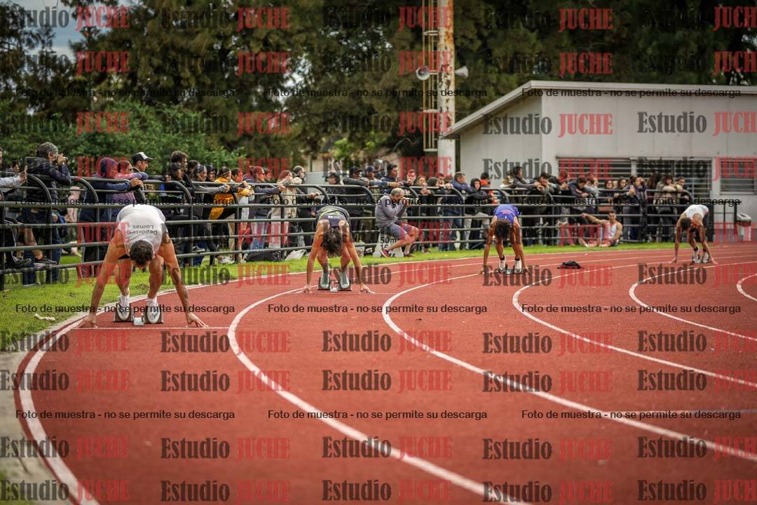 Fotos de los 400 m llanos de varones