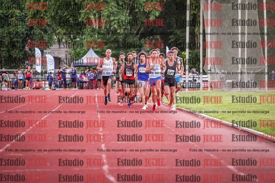 Fotos de los 1500 m llanos de varones