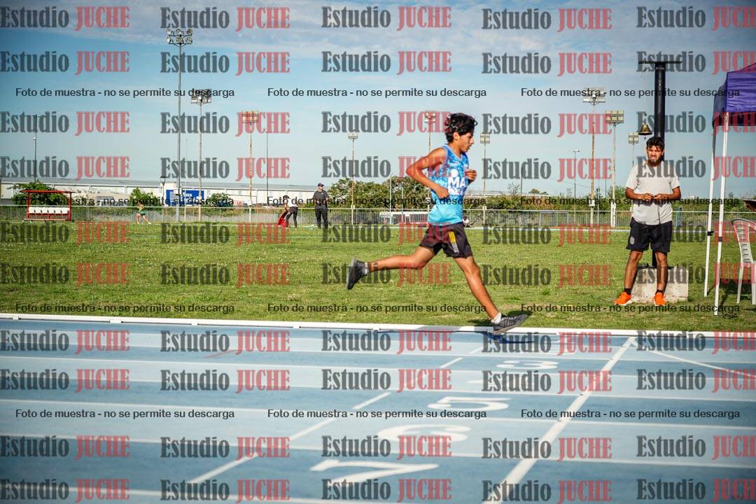 Fotos de los 1500 m llanos de varones