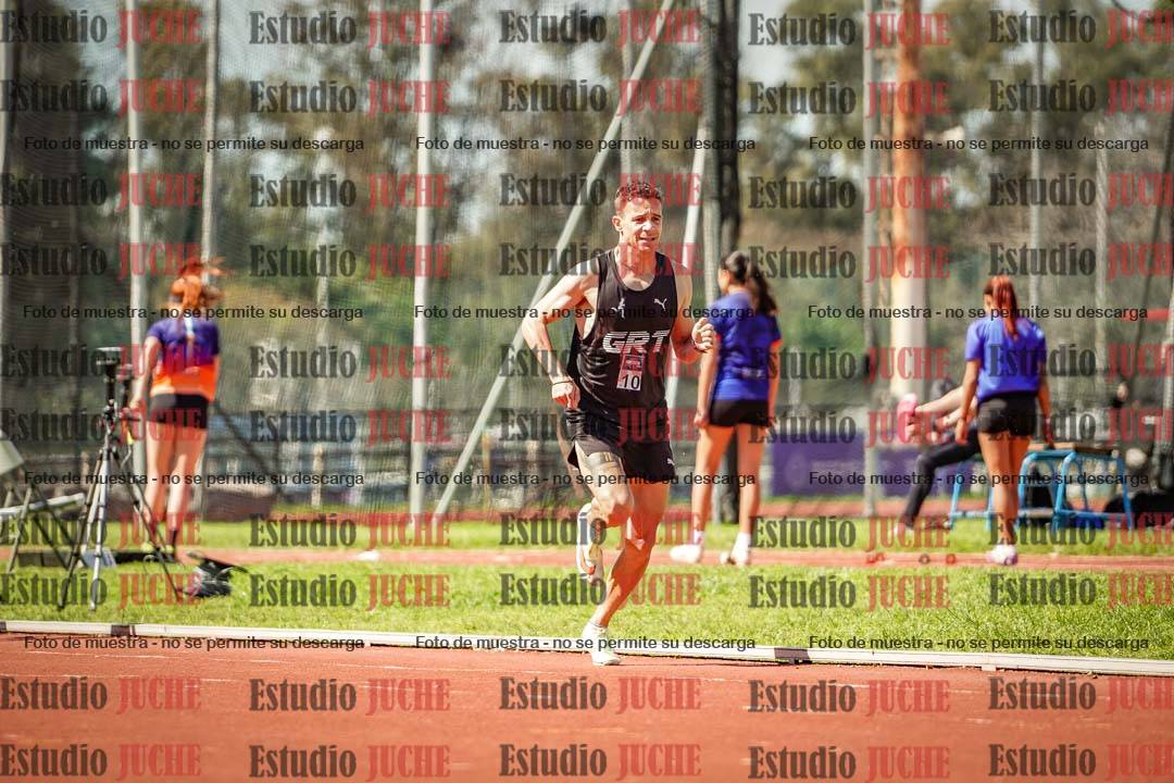 Fotos de los 800 m llanos de varones