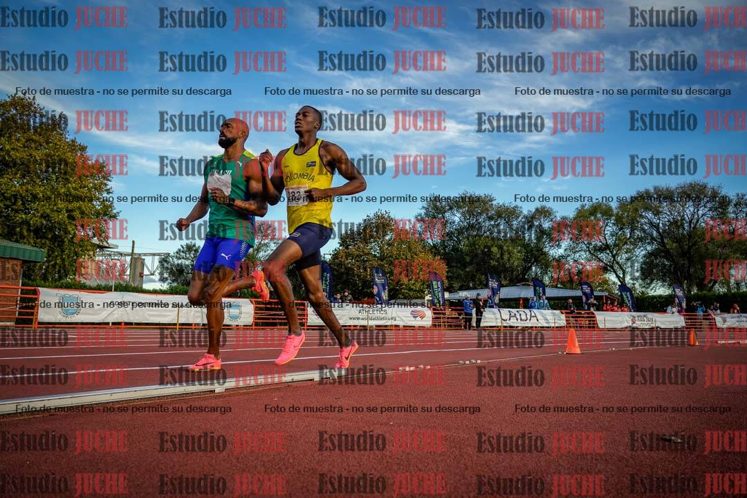Fotos de los 1500 m llanos de varones - deca 10