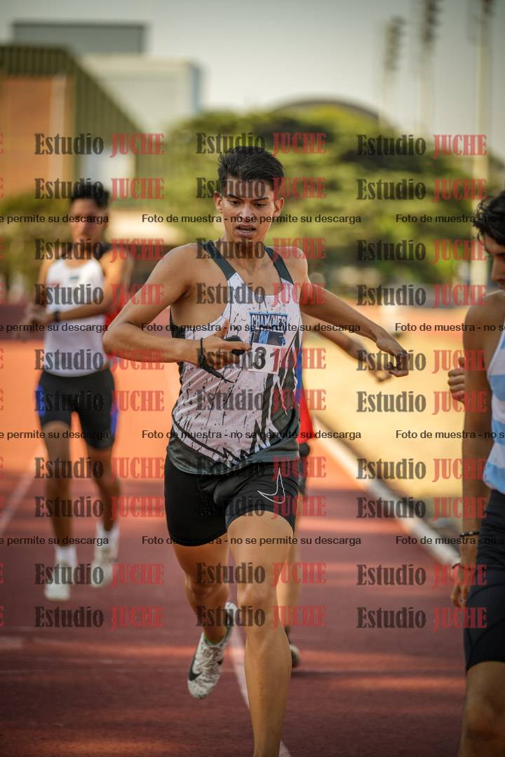 Fotos de los 800 m llanos de varones