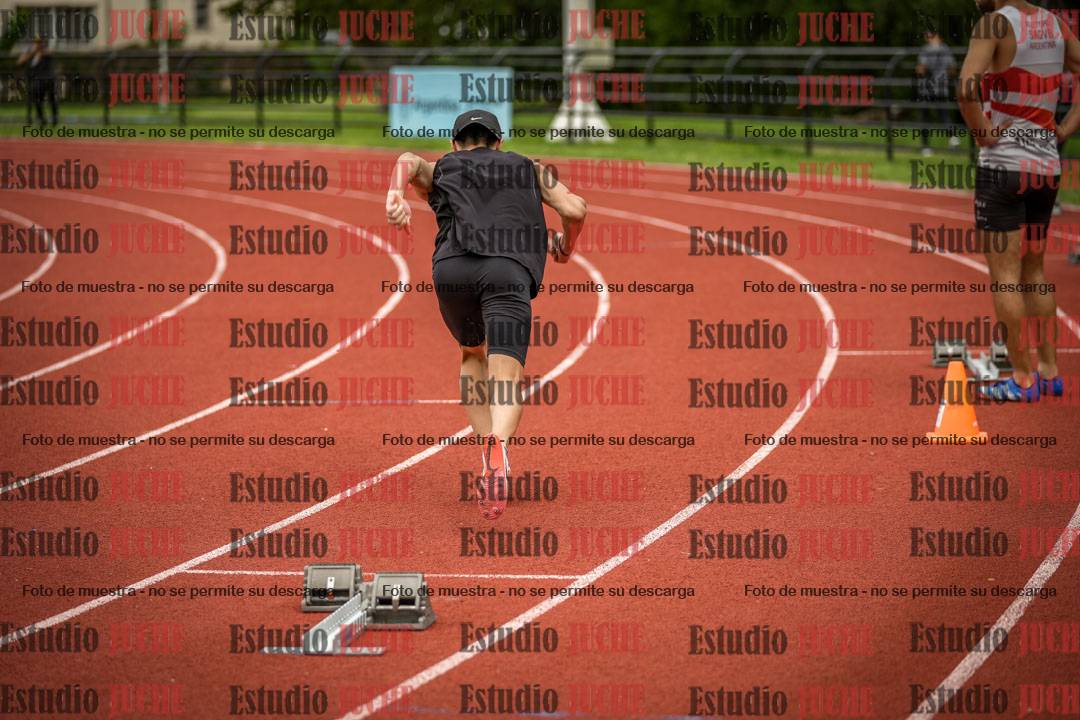 Fotos de los 400 m llanos de varones