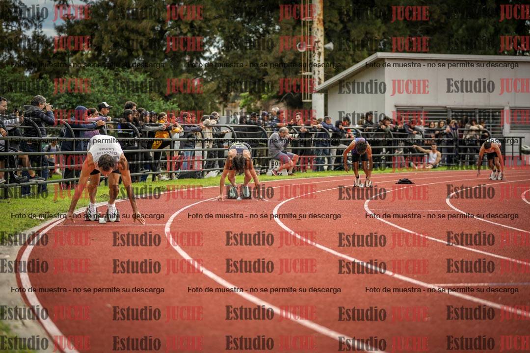 Fotos de los 400 m llanos de varones