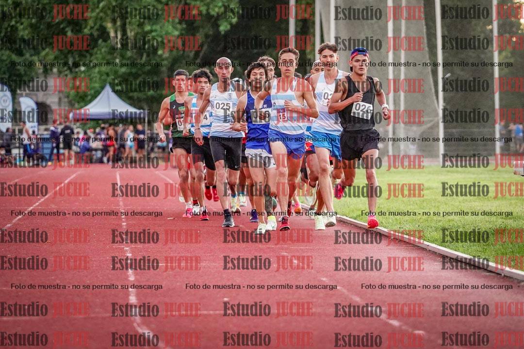 Fotos de los 1500 m llanos de varones
