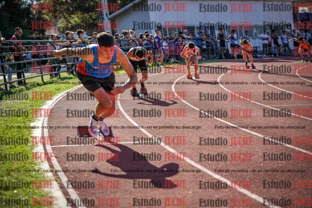 Fotos de los 400 m llanos de varones