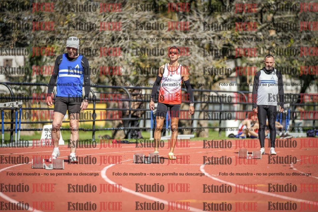 Fotos de los 200 m llanos de varones