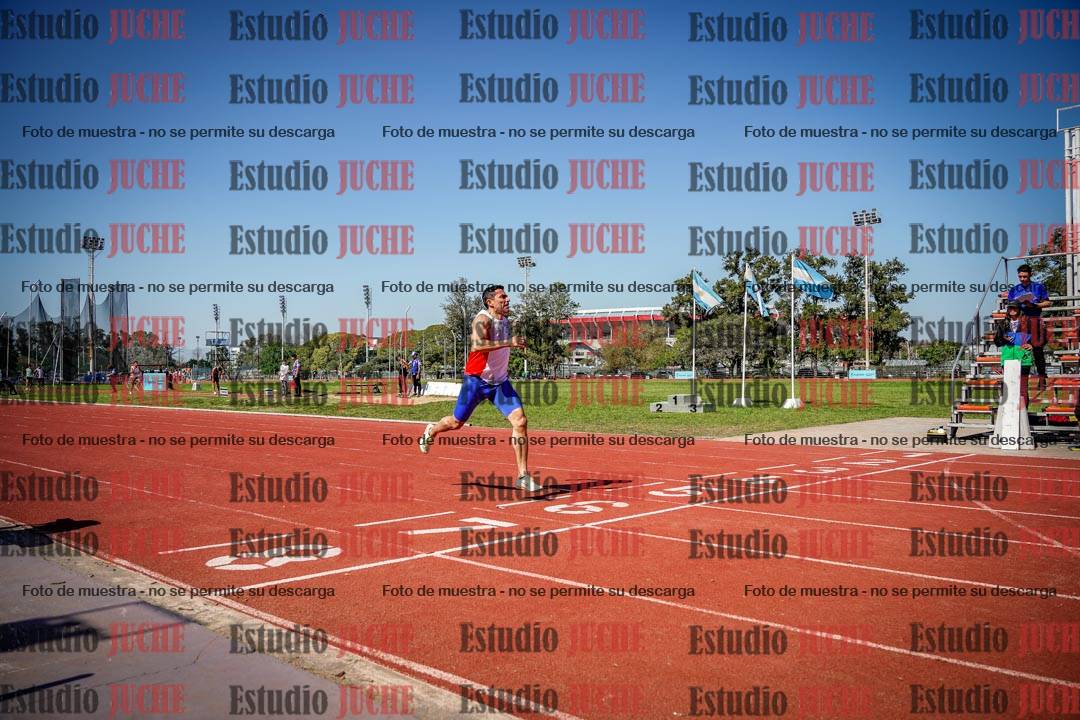 Fotos de los 400 m llanos de varones