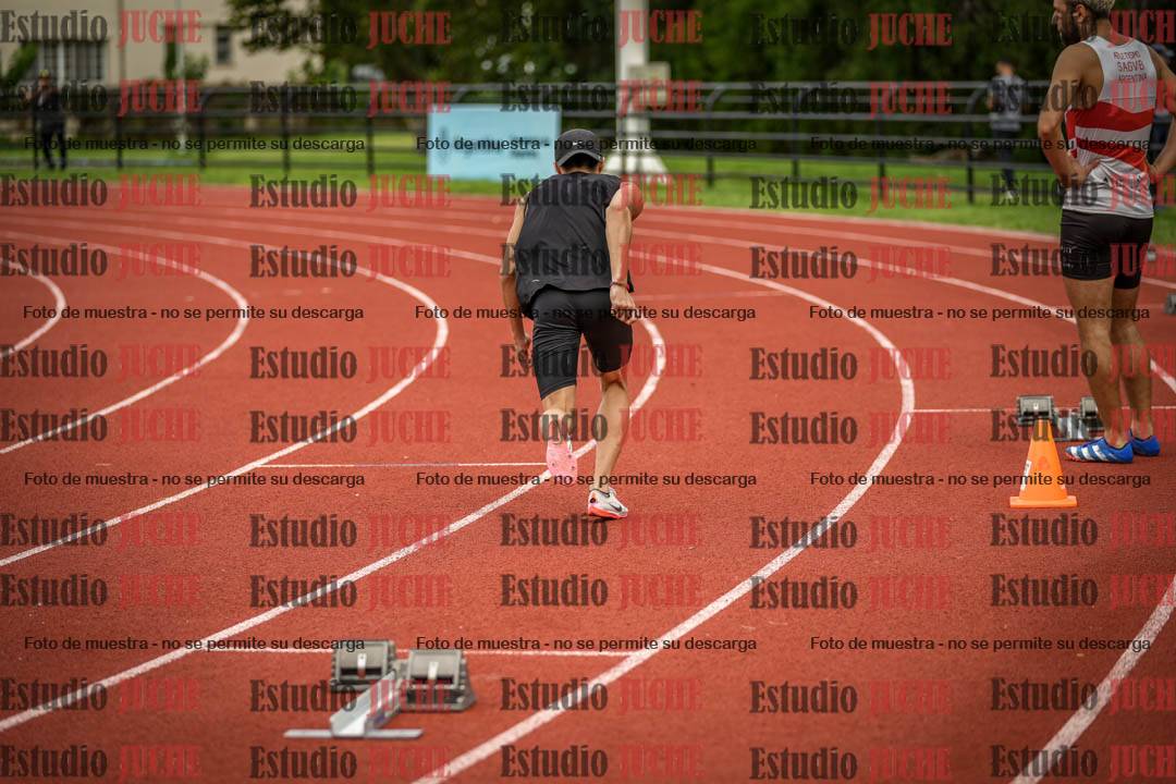Fotos de los 400 m llanos de varones
