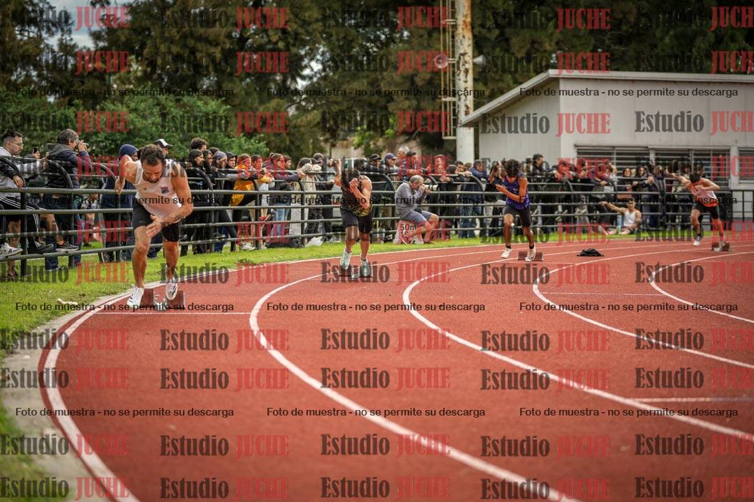 Fotos de los 400 m llanos de varones