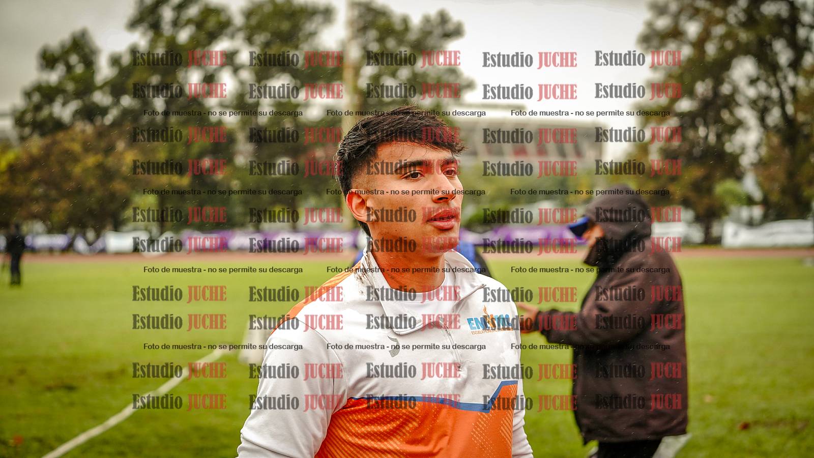 Fotos del lanzamiento de bala de varones - decatlón 3