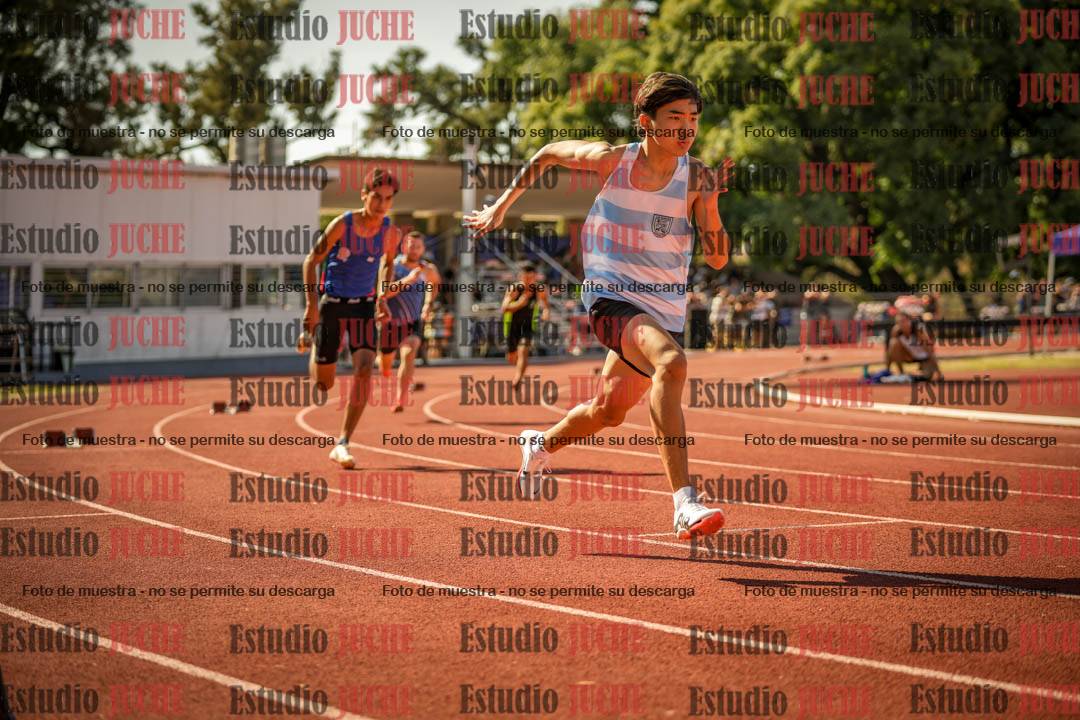 Fotos de los 400 m llanos de varones