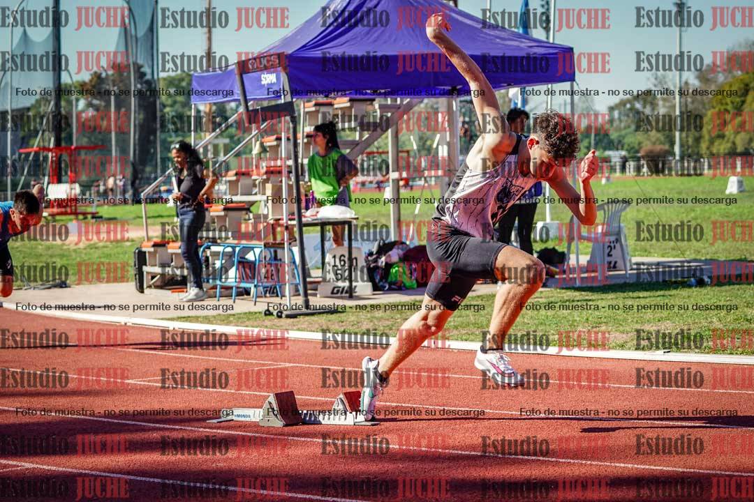 Fotos de los 400 m llanos de varones