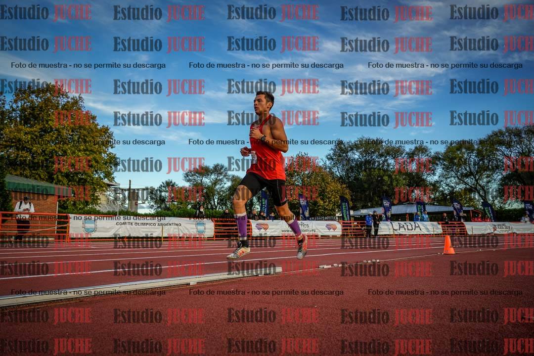Fotos de los 1500 m llanos de varones - deca 10