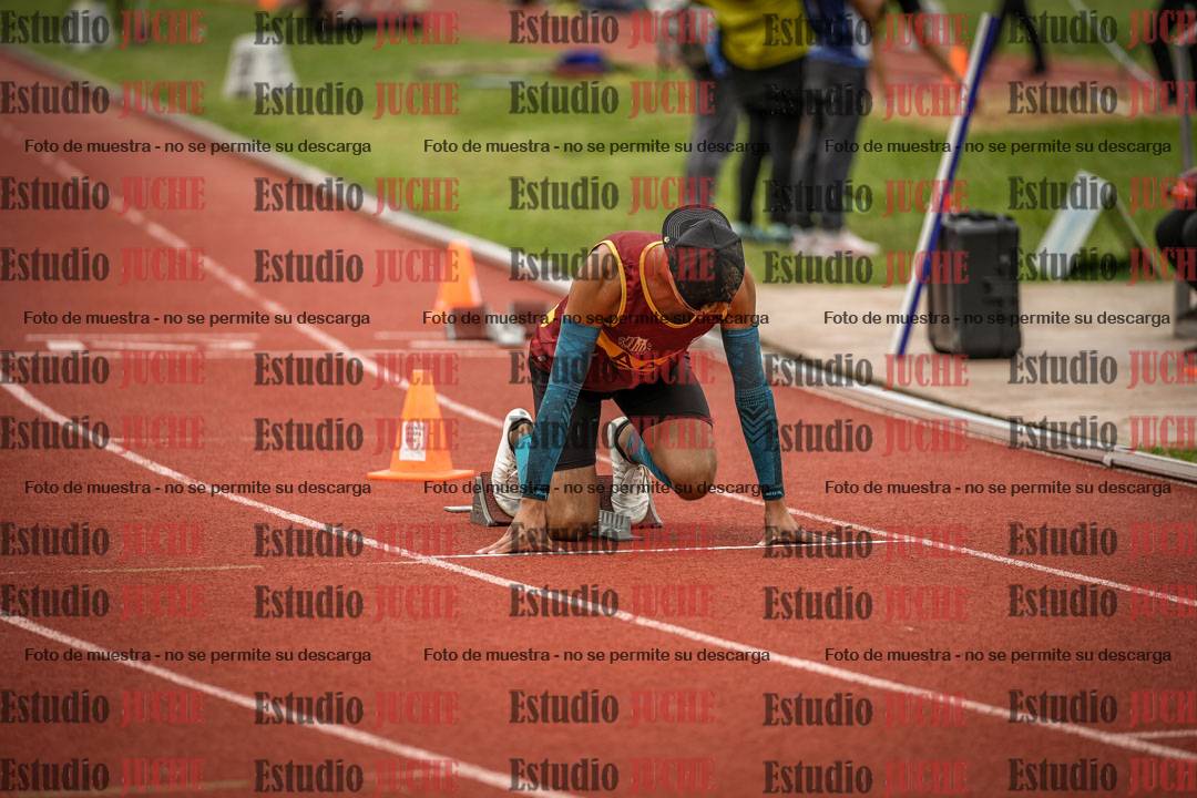 Fotos de los 400 m llanos de varones