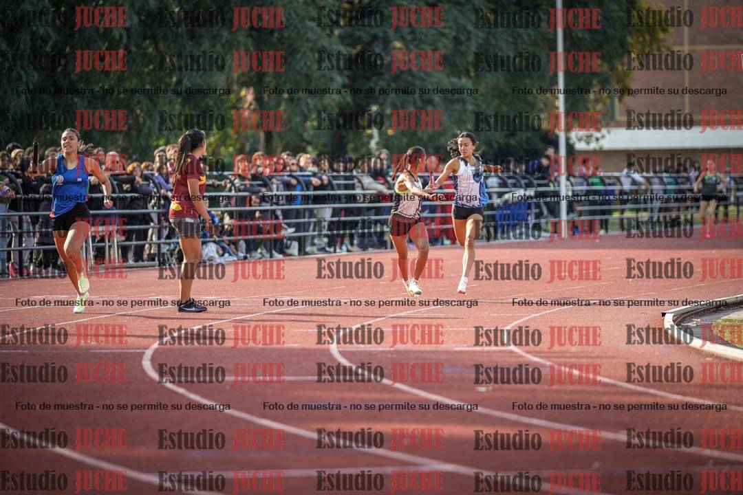 Fotos de las postas 4x400 m llanos de mujeres